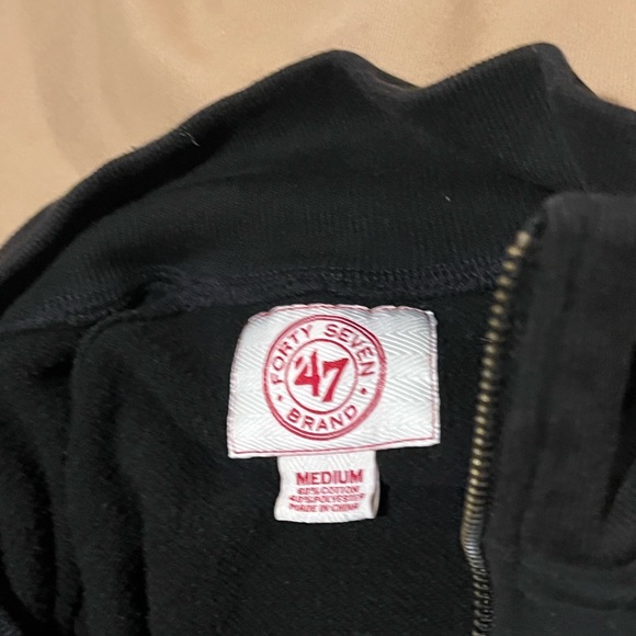 Terriers 1/4 Zip Sweatshirt - Picture 3 of 3